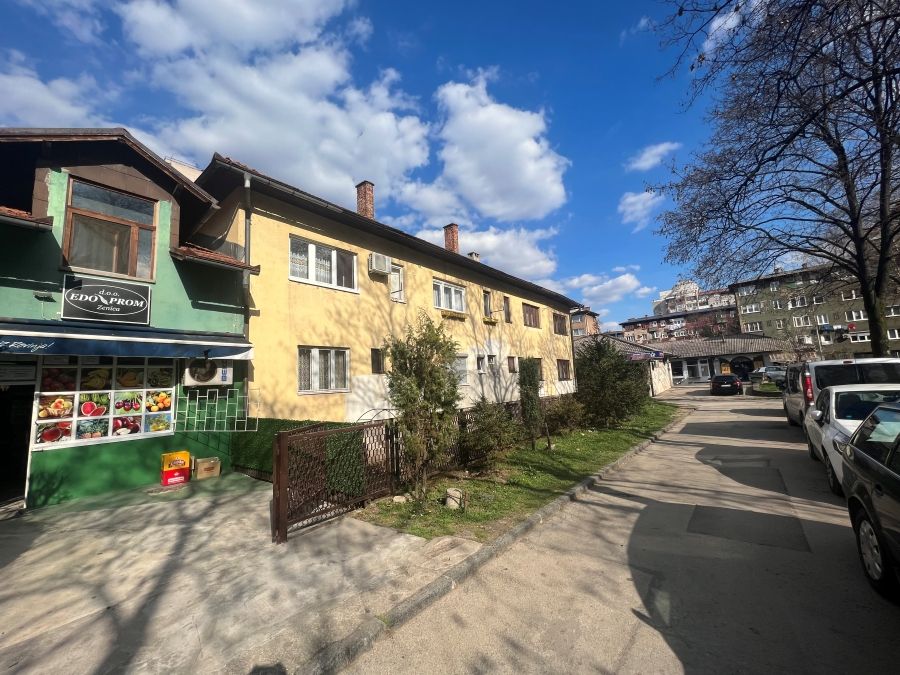 Image alternative text